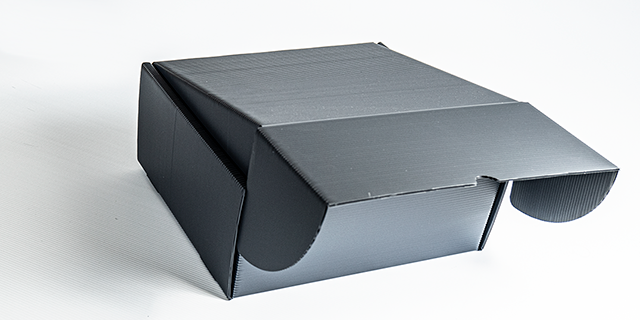 Mehrweg versandbox Multiversandbox S plus Verschluss 640 320 Mehrwegversandbox Multiversandbox S plus Größe 345 mal 295 mal 145 Millimeter Verschluss