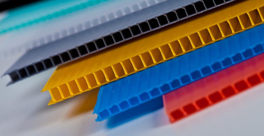 polypropylen-platten-in-unterschiedlichen-farben-und-staerken 1075 555