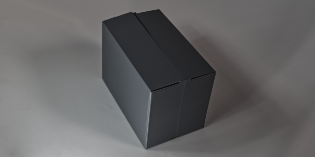 Lagerbox Umzugsbox M-Box aus PP-Platte-aufgestellt montiert-geschlossen von Oben