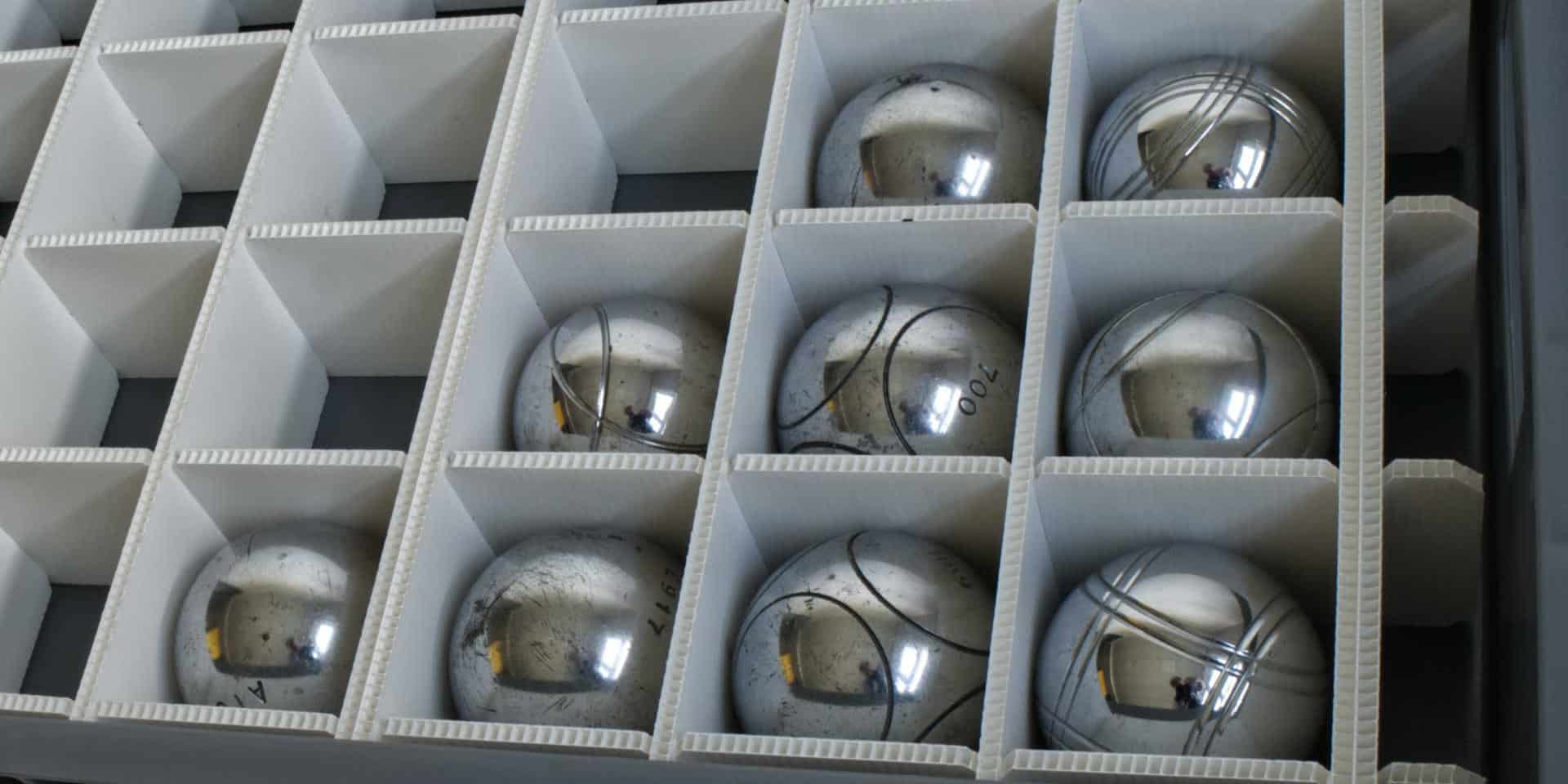 Wiederverwendbares PPWR-konformes Gefache für Metallteile